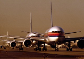 Co robi LOT w sprawie uziemionych Dreamlinerów? Na razie niewiele - bada umowę z Boeingiem