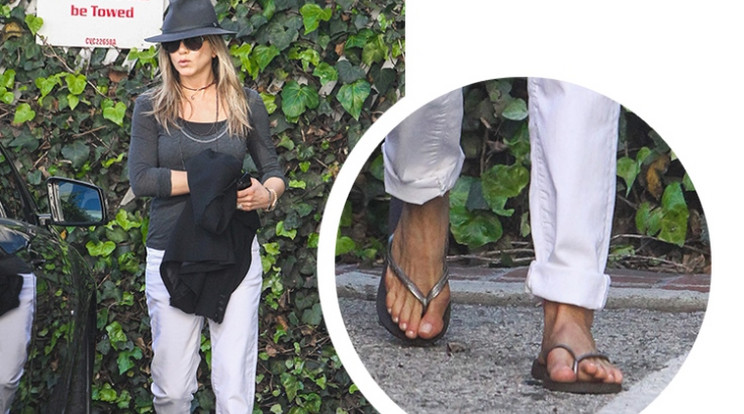 Jennifer Aniston Havaianasban