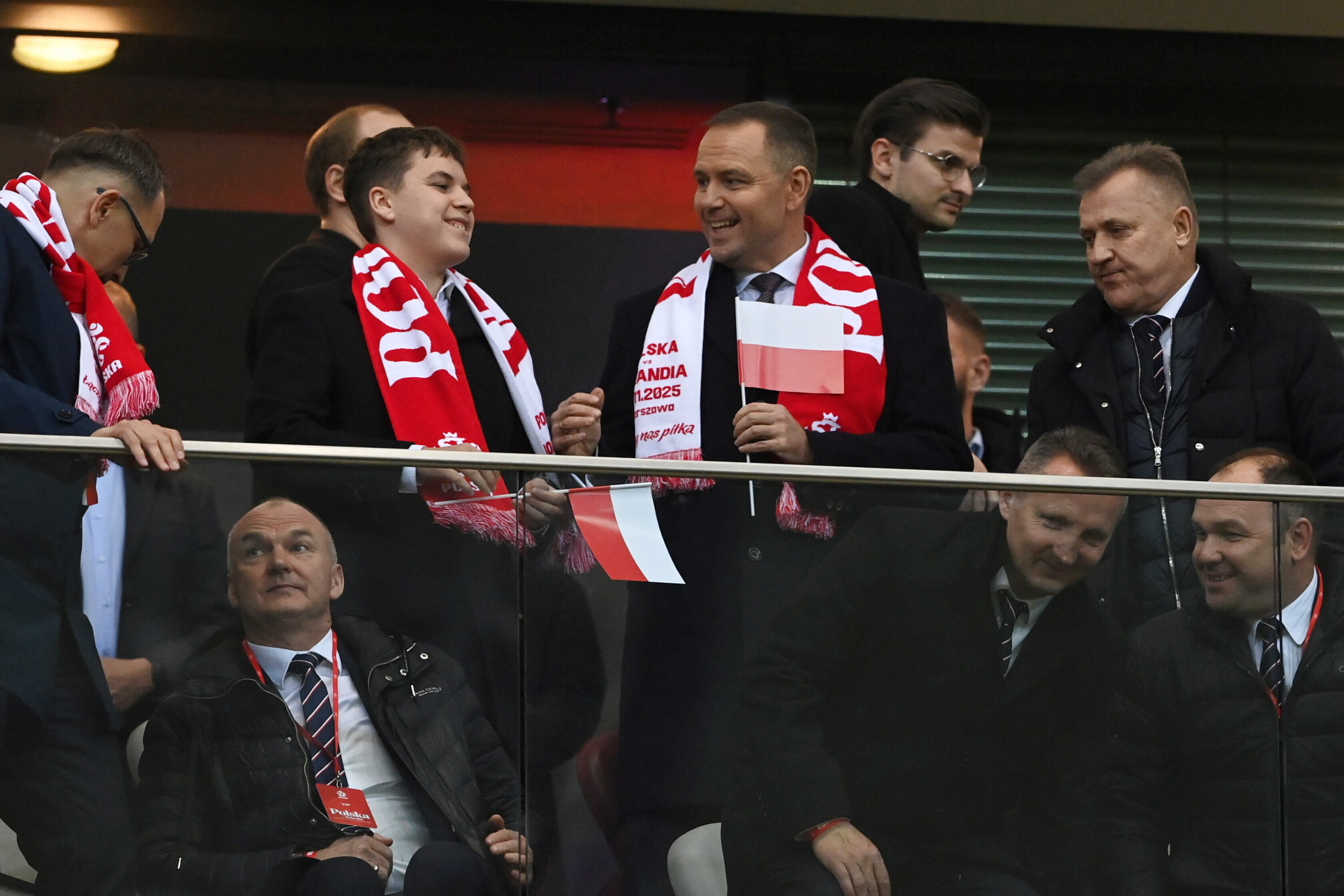 Groźba z bronią wobec Nawrockiego na X. Policja wszczęła postępowanie