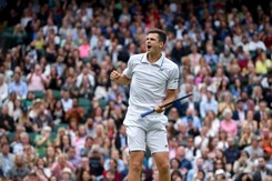 Życiowy sukces Hurkacza. Polak w ćwierćfinale Wimbledonu!