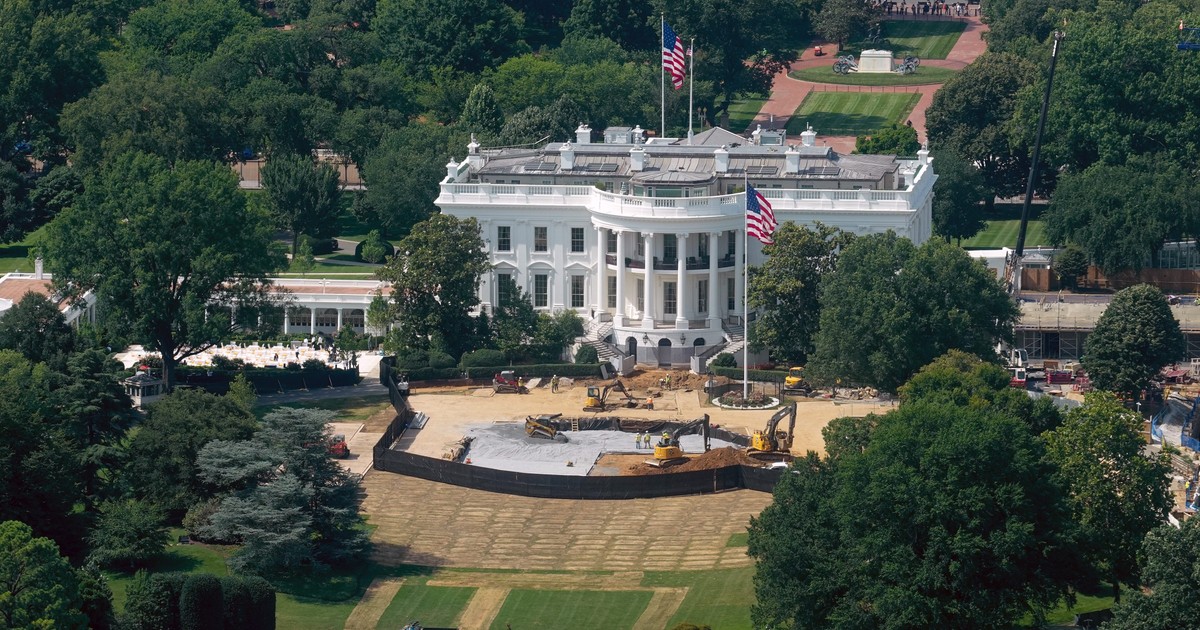 See the $6 million Lockheed-funded helipad the White House is getting to protect its lawn from Marine One