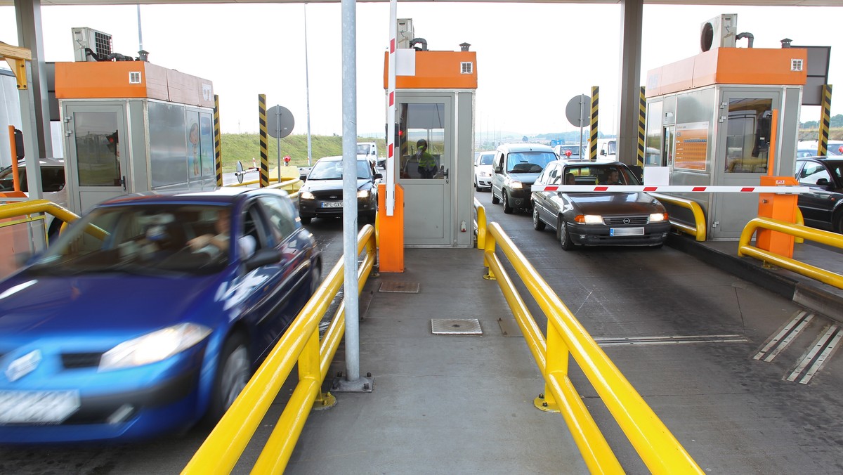 "Od czwartkowego popołudnia zmieni się organizacja ruchu na autostradzie A1 w Gliwicach, ma to związek z budową gliwickiego odcinka Drogowej Trasy Średnicowej (DTŚ)" – podała spółka Skanska, która realizuje tę inwestycję.