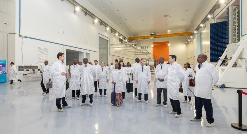 President of Kenya, William Ruto, and his delegation in Ghalam LLP's facility, a company based in Astana, Kazakhstan [X:@WilliamsRuto]