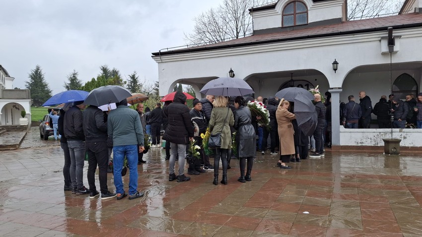 Sahrana brata Viki Miljković