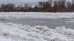 Pod czterema osobami załamał się lód. Nie żyje trzech młodych mężczyzn
