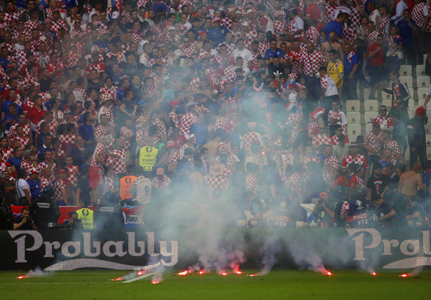 UEFA ukarze Chorwację i Turcję za incydenty z kibicami? "Decyzja w poniedziałek"