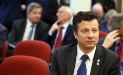 Ruszył program 'Rodzina 500 Plus'. Rodzice proszą Rzecznika Praw Dziecka o pomoc w odzyskaniu dzieci