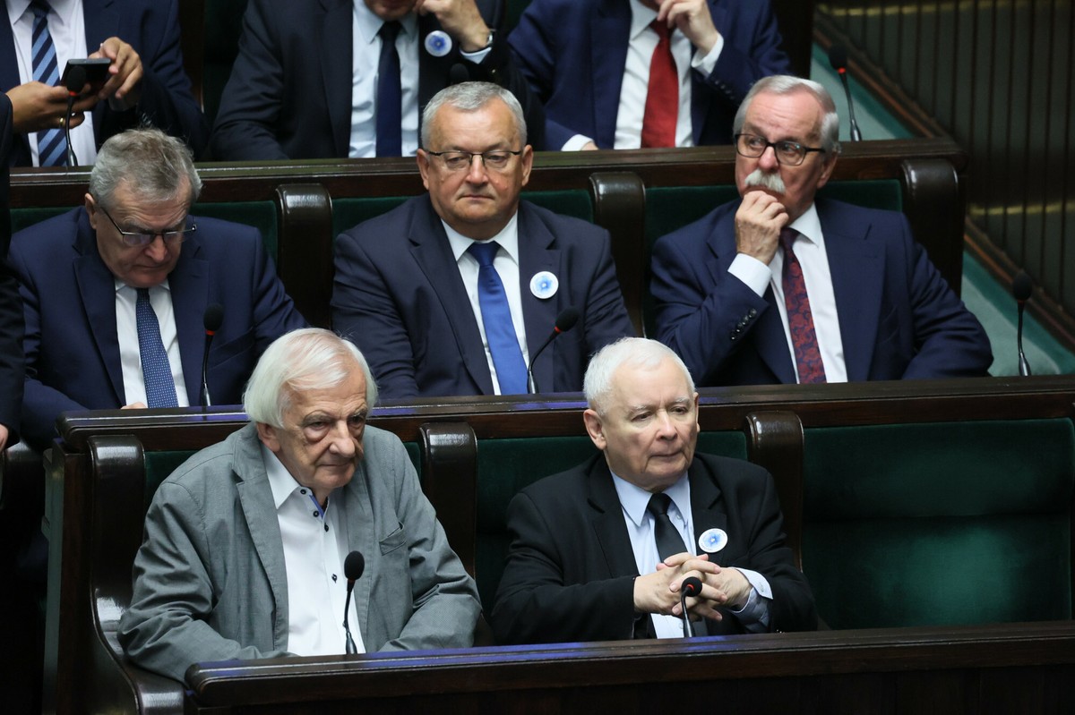 15. posiedzenie Sejmu X kadencji