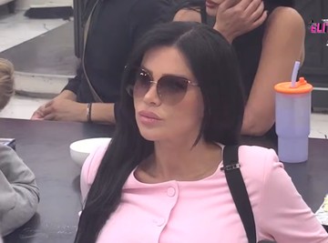 "TVOJA MAJKA JE BILA SA MOJIM OCEM!" Maja Marinković udarila na Staniju đonom, iznela NAJSTRAŠNIJE OPTUŽBE, starleta uzvratila: "On je klošar raspali"