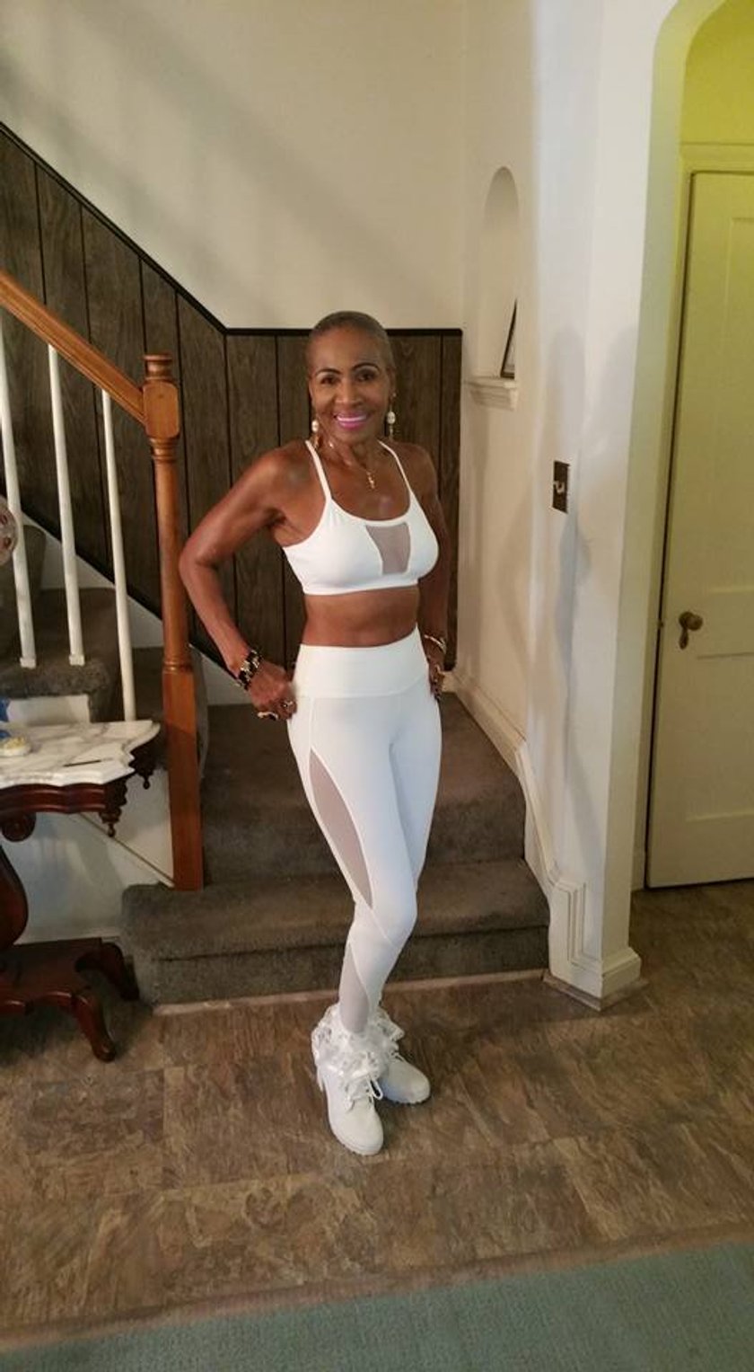 Ernestine Shepherd Cwiczy Kulturystyke Ma 80 Lat I Cwiczy Kulturystyke