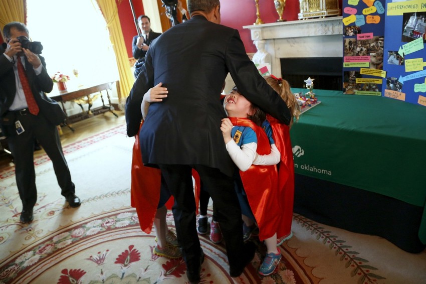 Obama odgaja dve ćerke, ali pored toga ima još mnogo ljubavi da podeli