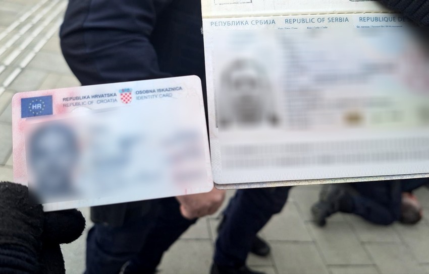 Putne isprave uhapšenih 