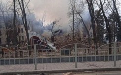 Cud w Mariupolu. Schron pod teatrem wytrzymał, 'ludzie wychodzą żywi'