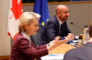 Szefowa KE: Chcielibyśmy zmienić nasze stosunki z Rosją na bardziej przewidywalne