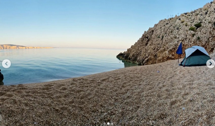 Danijela Martinović kampuje u šatoru