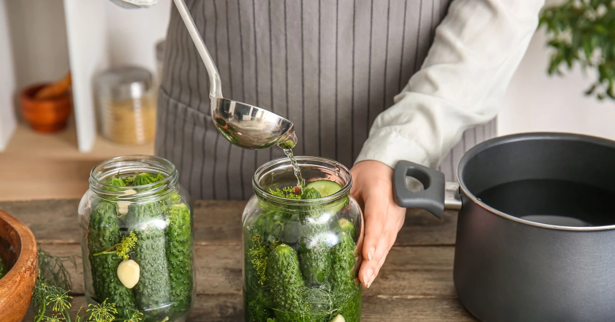 Sekret babci na chrupiące ogórki. Ten prosty trik sprawi, że wyjdą idealne