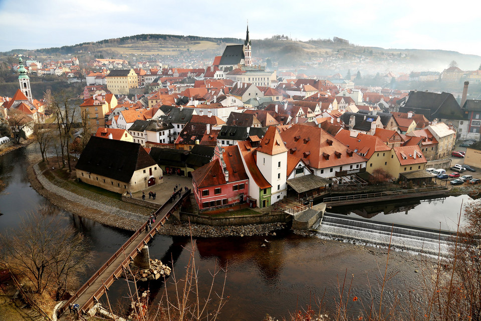 Wyróżnienie - Foggy small town
(pol. (Mgliste małe miasteczko), Duowen Chen / National Geographic Traveler Photo Contest
