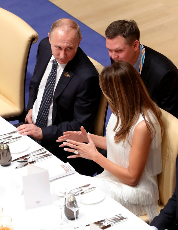 Putin rozmawia z Melanią Trump