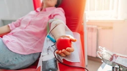krwiodawcy z dodatkiem emerytalnym? za co najmniej 20 litrów oddanej k