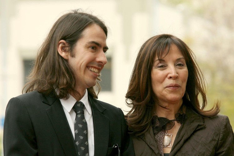 9. Olivia i Dhani Harrison – 180 milionów funtów