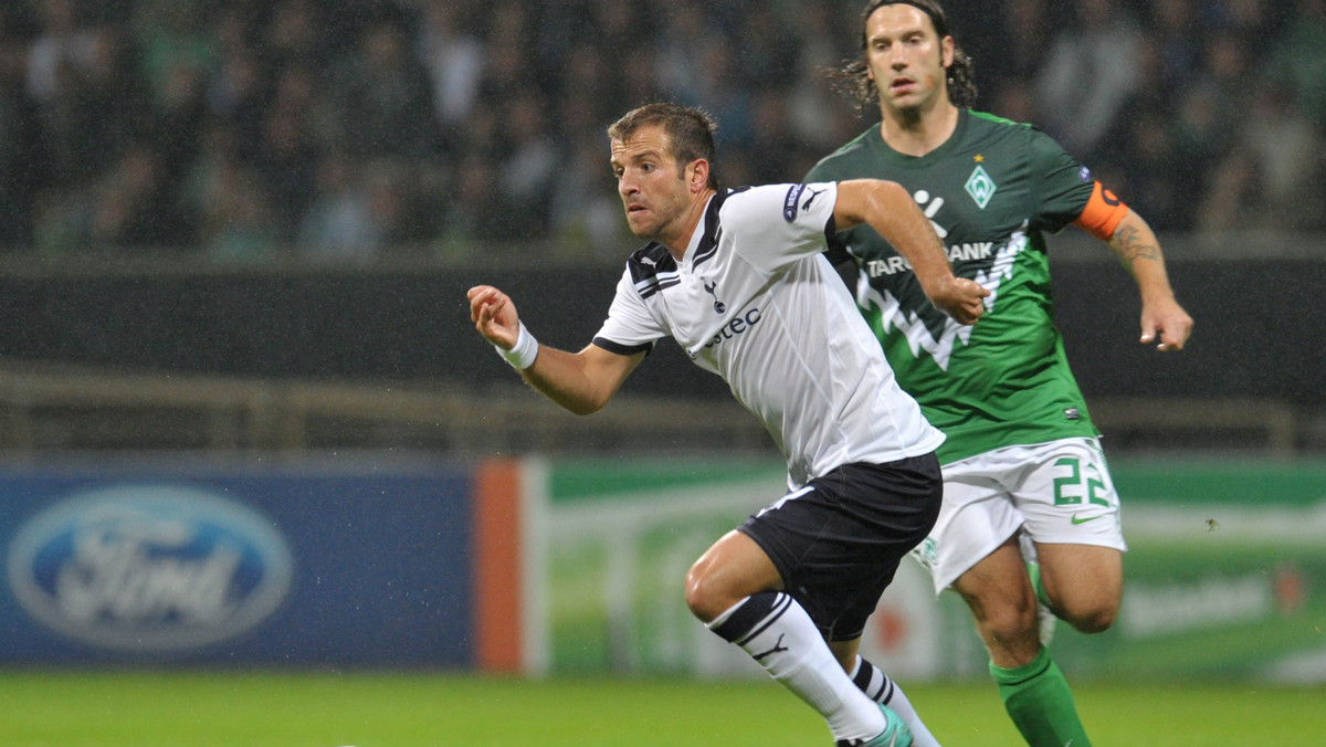 Werder Brema zremisował z Tottenhamem Hotspur 2:2 (1:2) w meczu grupy A piłkarskiej Ligi Mistrzów. Po pierwszej części gry, która odbywała się pod dyktando gości, w drugiej zaatakowali gospodarze, którym udało się doprowadzić do remisu. Błędy przy golach dla Kogutów popełnił Petri Pasanen, konkurent do miejsca w składzie dla Sebastana Boenischa (cały mecz na ławce rezerwowych).