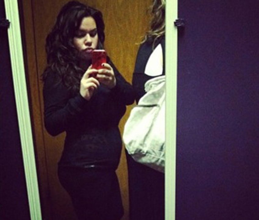 Ova devojka se slikala u kupatilu na pogrebu svoje tetke