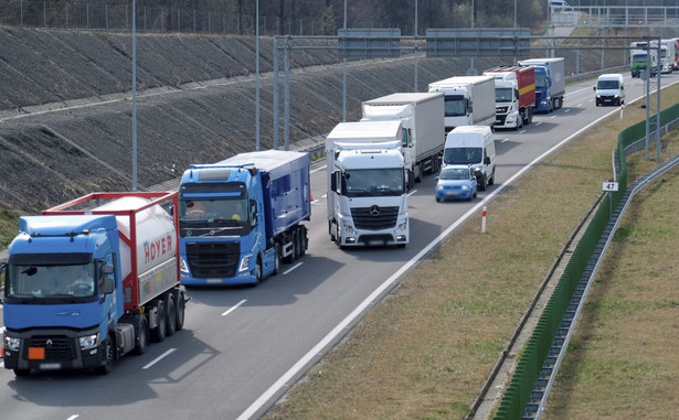 Rekordowe kolejki na granicach. 40-kilometrowy zator na A4 w Niemczech