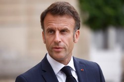 Zamieszki we Francji po śmierci 17-latka. Macron powołał komórkę kryzysową