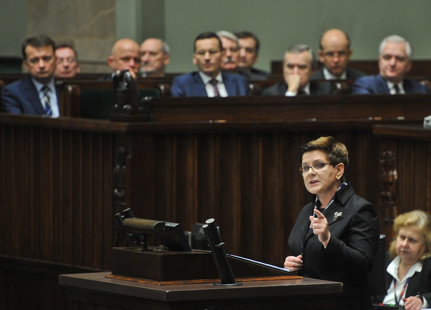 Sejm udzielił wotum zaufania dla rządu premier Beaty Szydło