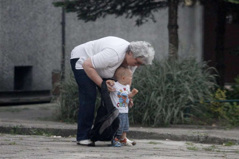 Synek Cichopek już chodzi!