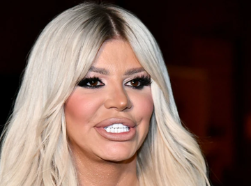 Dara Bubamara u skandaloznoj glasovnoj poruci priča o najdubljoj intimi sa novim dečkom - On je menadžer u jednom restoranu u Dubaiju