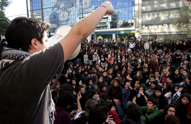 Greckie związki zawodowe zapowiedziały na środę protest przeciwko planowanym działaniom oszczędnościowym