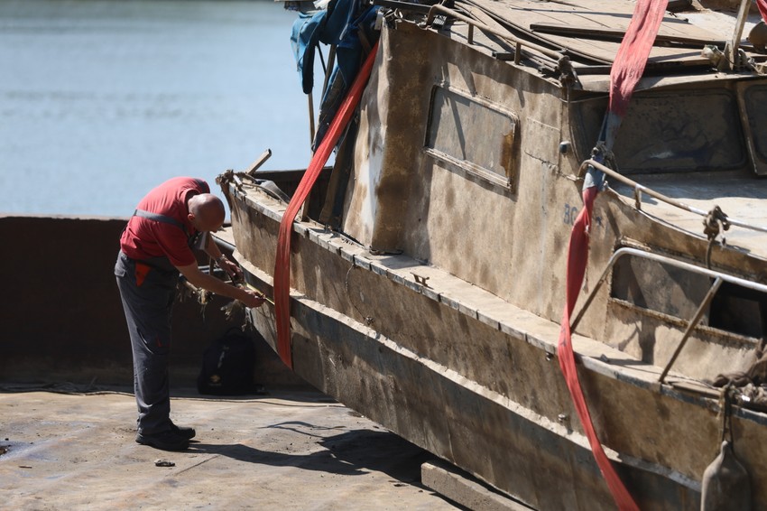 Izvlačenje tela iz Save