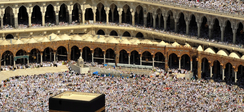 Miliony wiernych ściągnęły do Mekki na pielgrzymkę