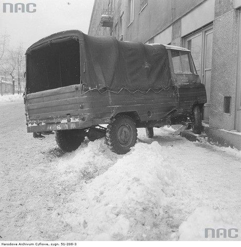 WYPADKI DROGOWE W STYLU RETRO