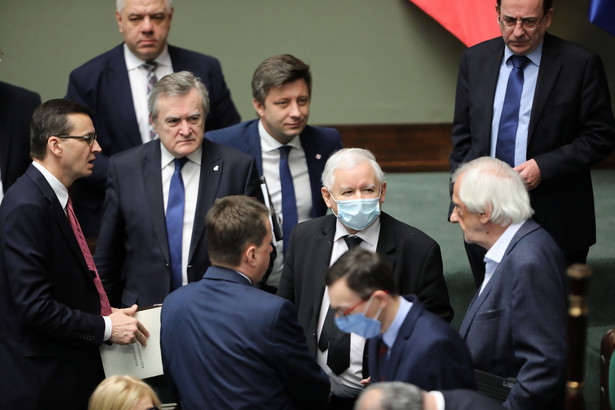 Sejm: PiS za absolutorium dla rządu za wykonanie budżetu 2019. Opozycja przeciw