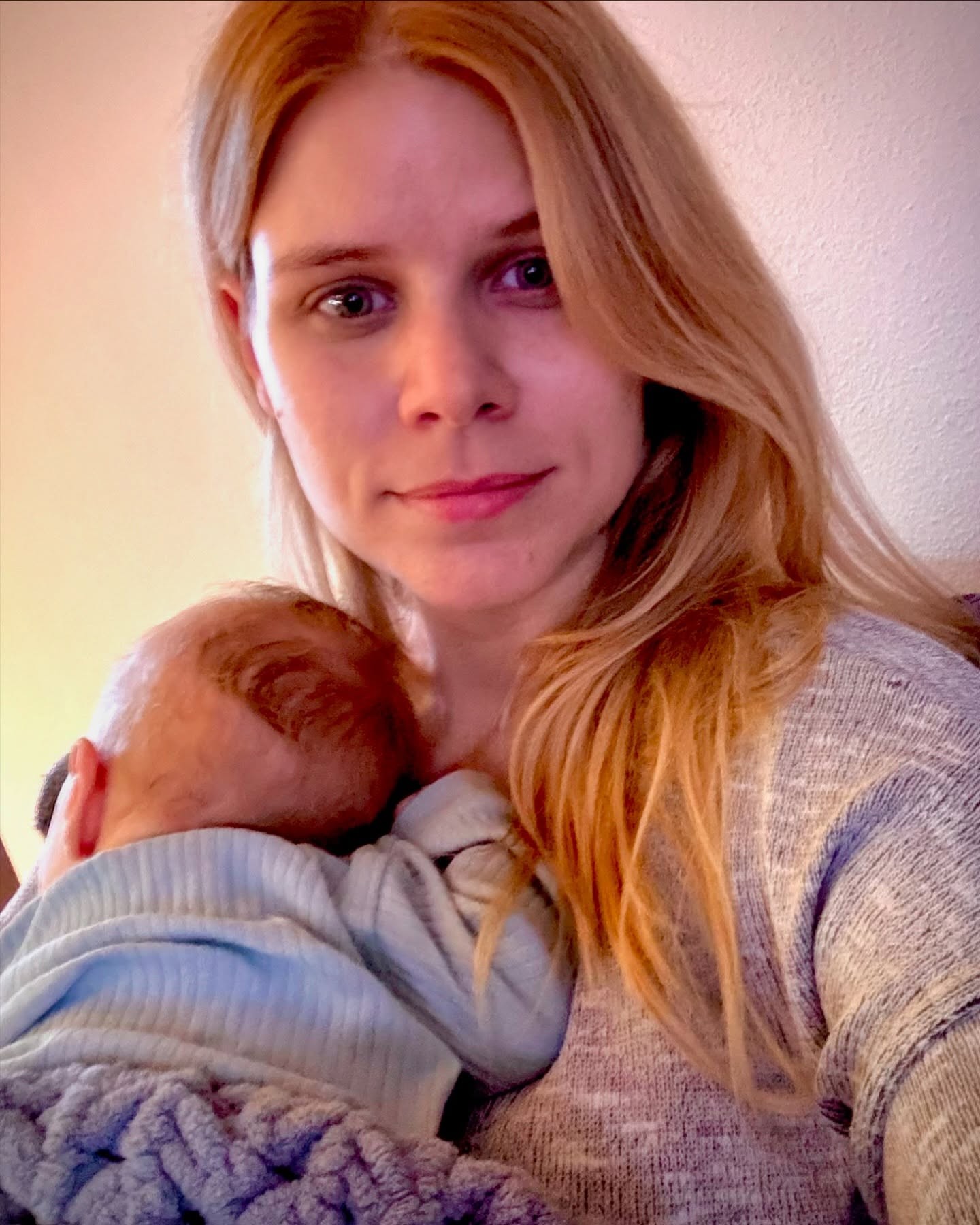 Novinárka Zuzana Kovačič Hanzelová s dcérkou Milou.