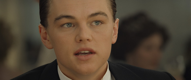 Leonardo DiCaprio w filmie "Titanic"