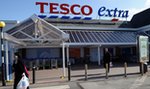 W Tesco sprzedają kranówkę zamiast mineralnej