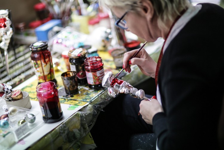 Produkcja bombek i ozdób choinkowych