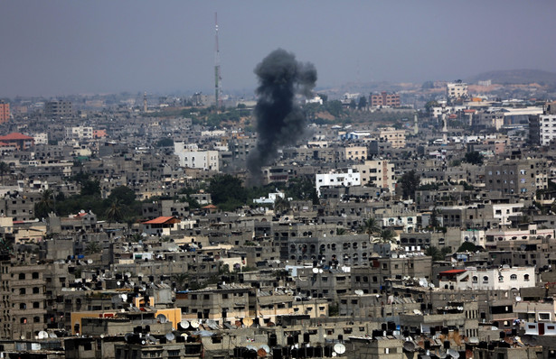 Nie ma pewności, kto strzelał w szpital w Gazie. Zginęły dzieci