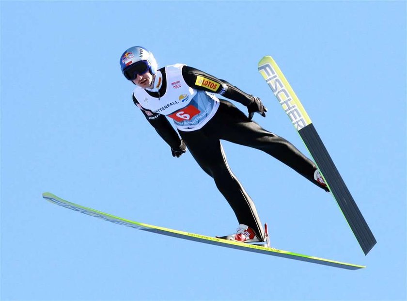 Adam Małysz walczy opodium Turnieju Czterech Skoczni