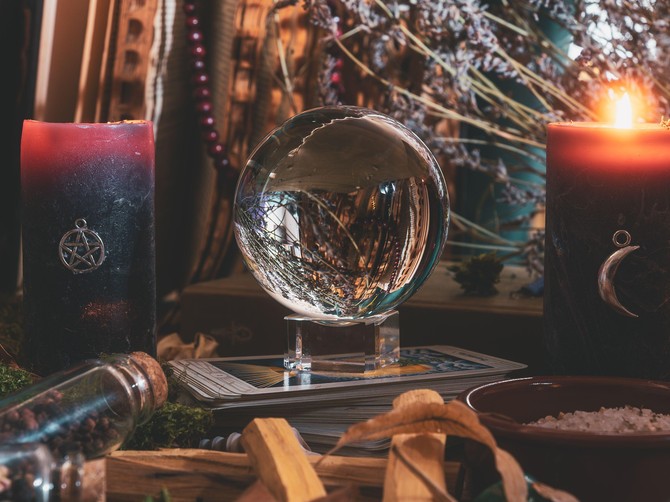 Tarot tumač otkriva dva ključna datuma za postavljanje ciljeva za 2026. godinu