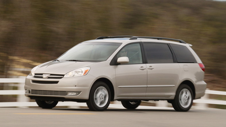 Toyota Sienna II (2004-10); 2008 r. – 28 900 zł