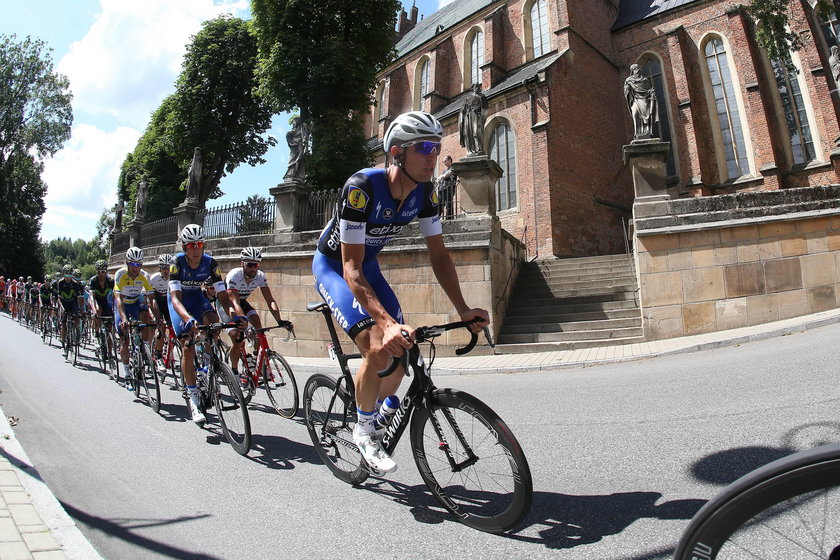 Michał Kwiatkowski zaliczył groźny upadek na trasie Tour de Pologne