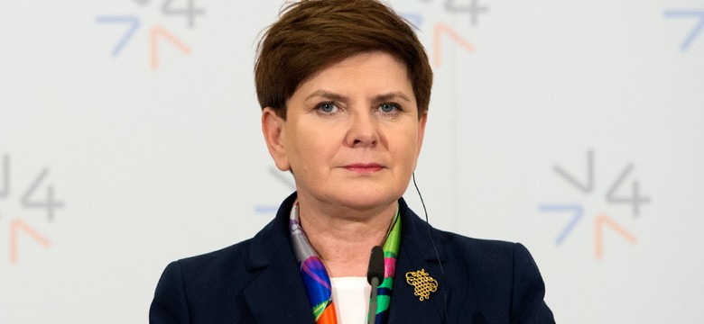 Premier Szydło nie płynie w głównym nurcie