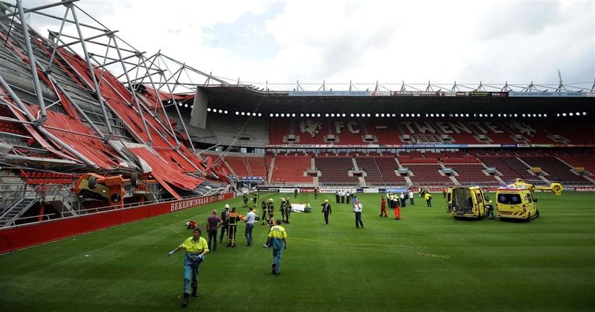 Zawalił się dach stadionu FC Twente Enschede