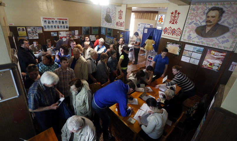 Referendum na Ukrainie. Fot. EPA/MAXIM SHIPENKOV