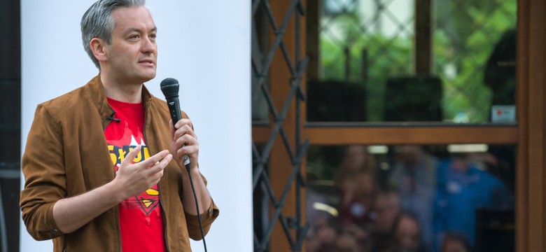 Biedroń nie zdradza planów na przyszłość, ale razem z zastępczynią rejestruje komitet wyborczy