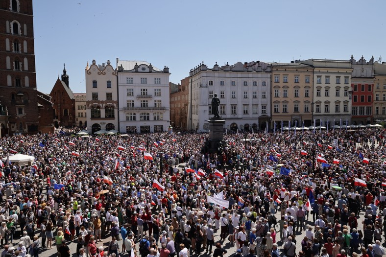 Tłumy na krakowskim rynku